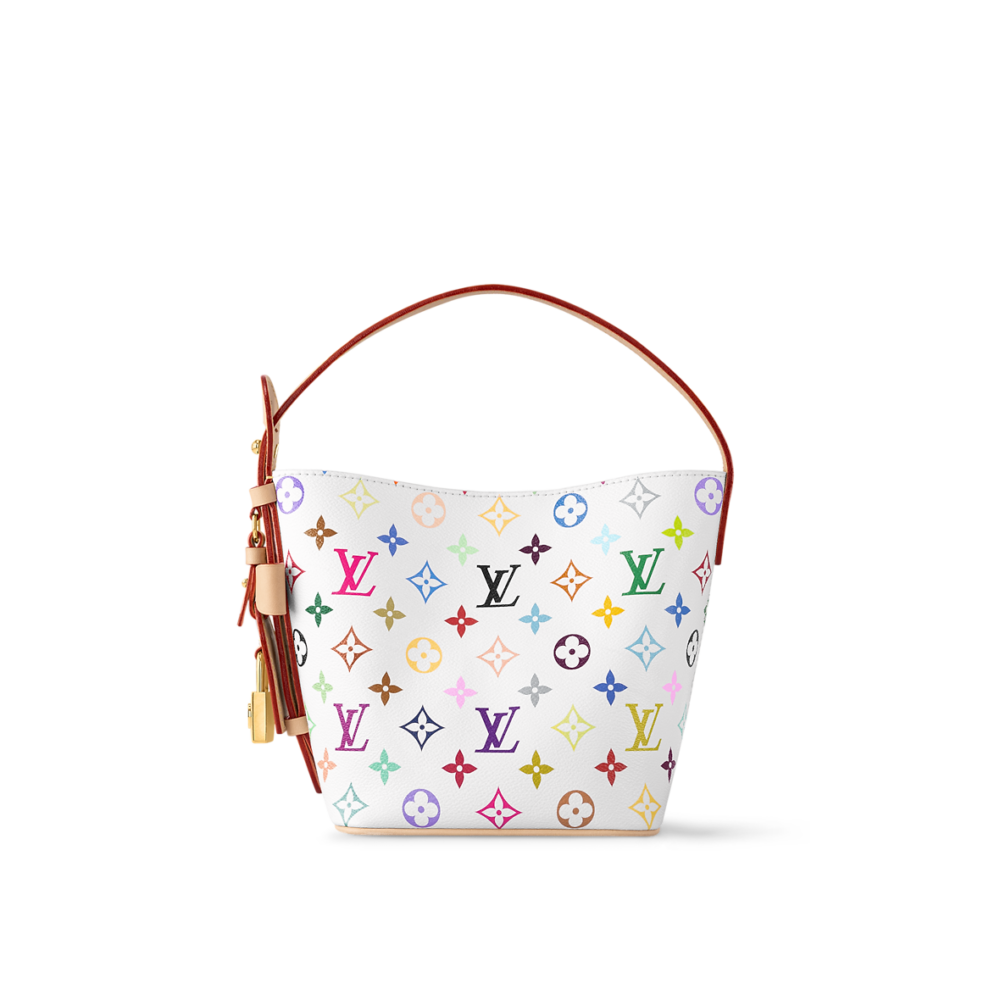 袋款隨附額外肩帶作斜背攜帶。