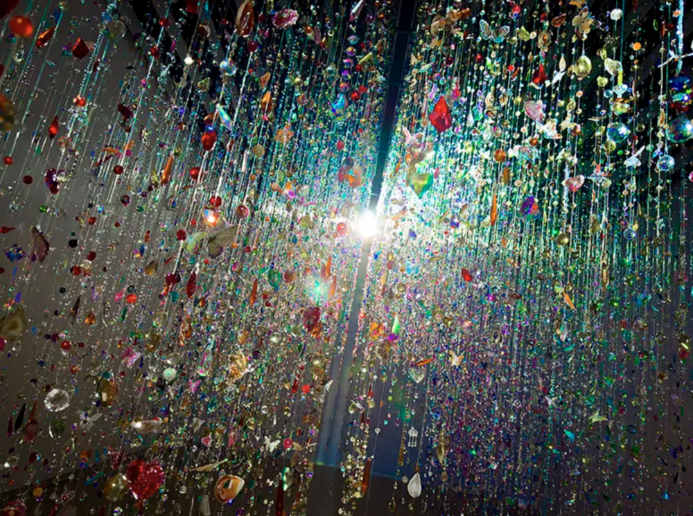 〈光之細語,彩之夢〉(Whispers of Light, Dreams of Color)