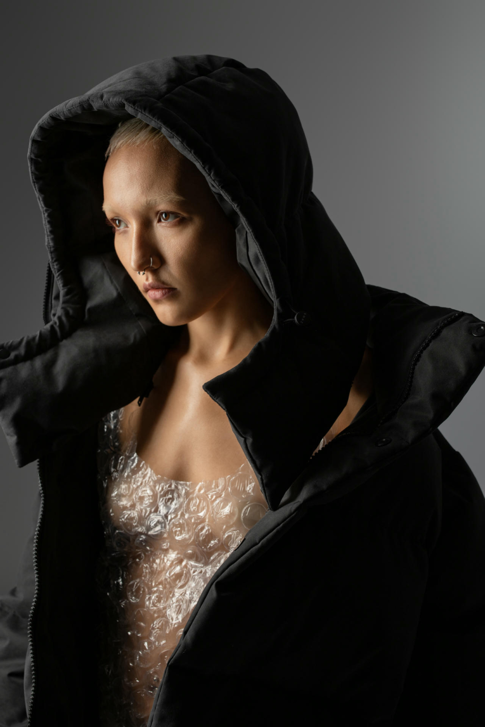 有人對Bubble紙的透明度和實用性表示懷疑