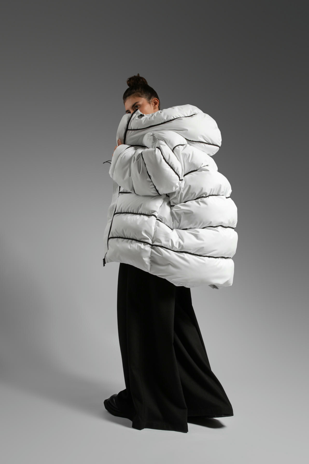 往ZNWR就曾推出許多特別的服飾