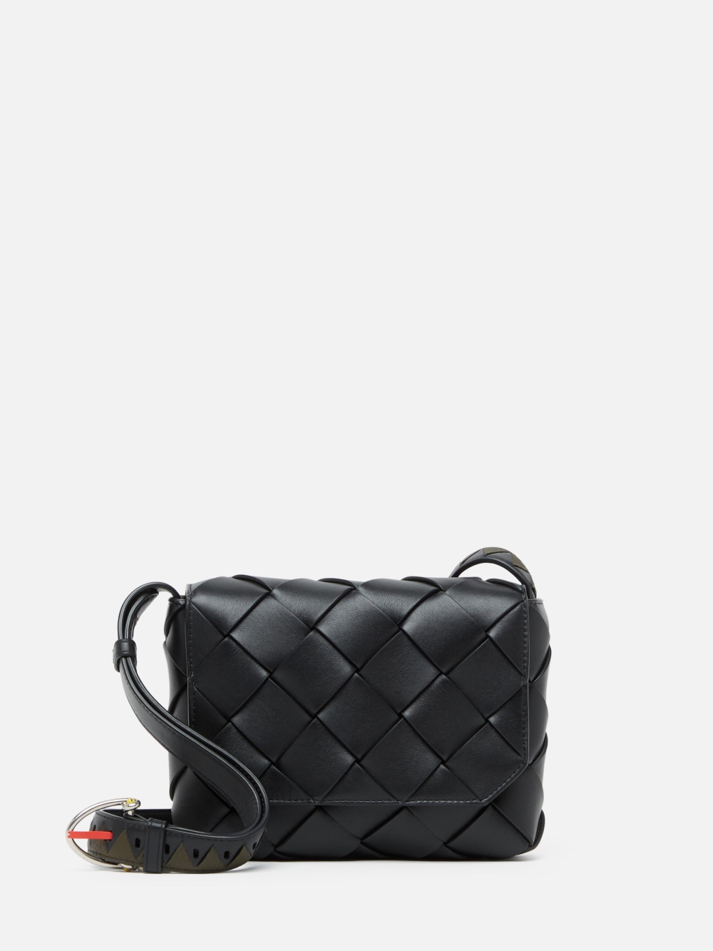 DIAGO 絲滑皮革編織斜背包