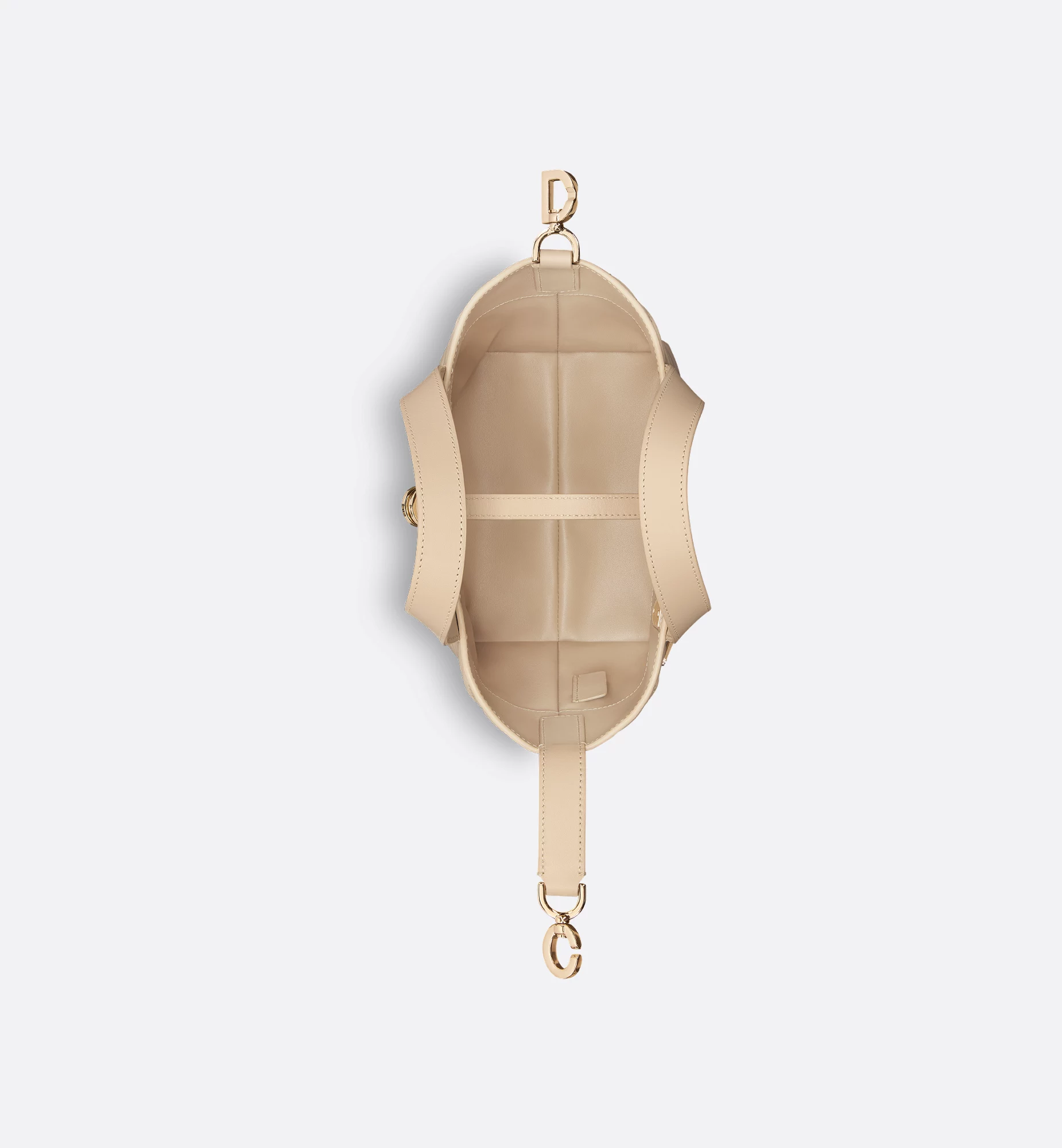 CD Lock鎖扣的D字可調校兩側收納空間