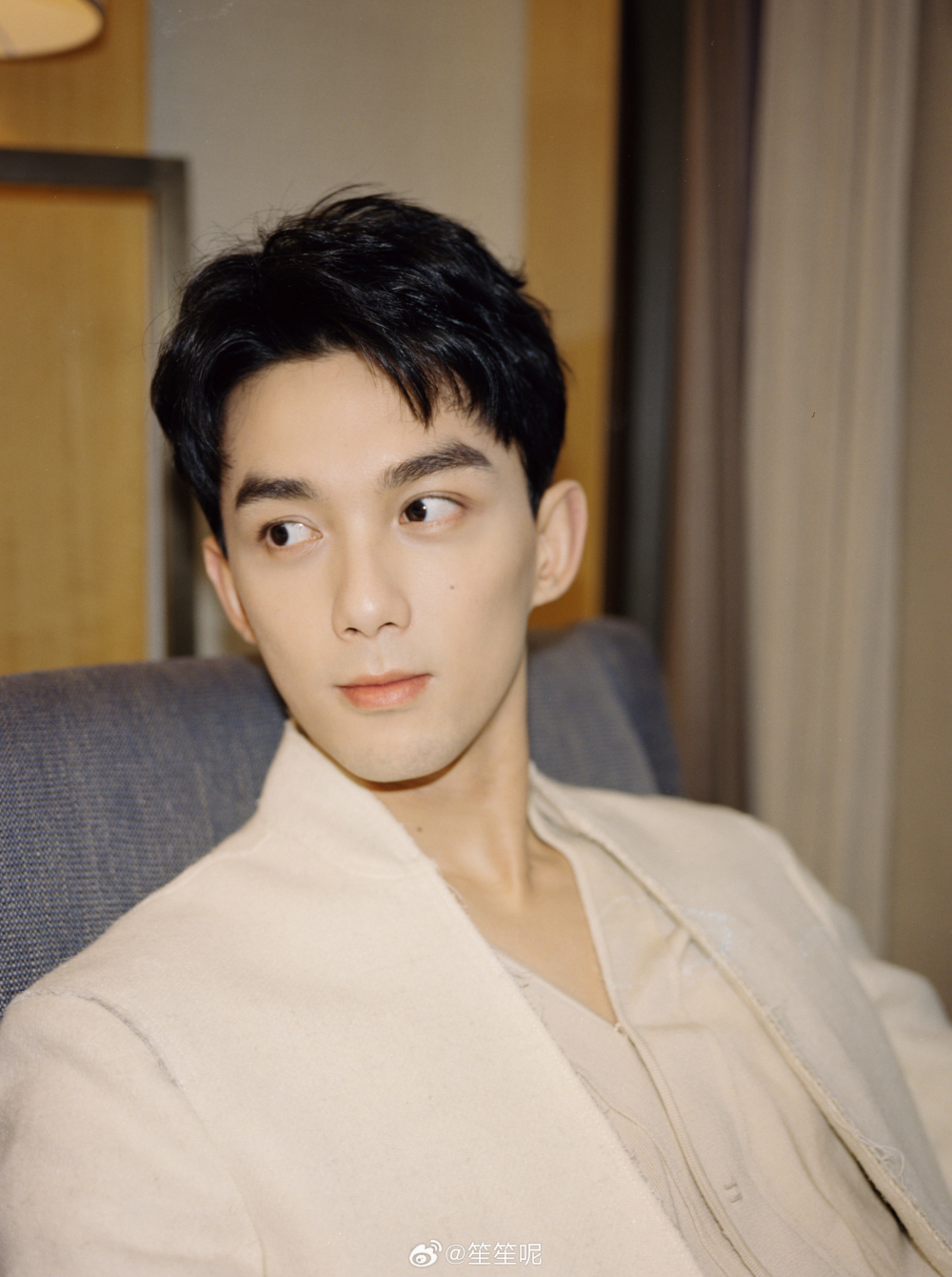 笙笙的作品風格與他天真的年紀形成了鮮明對比