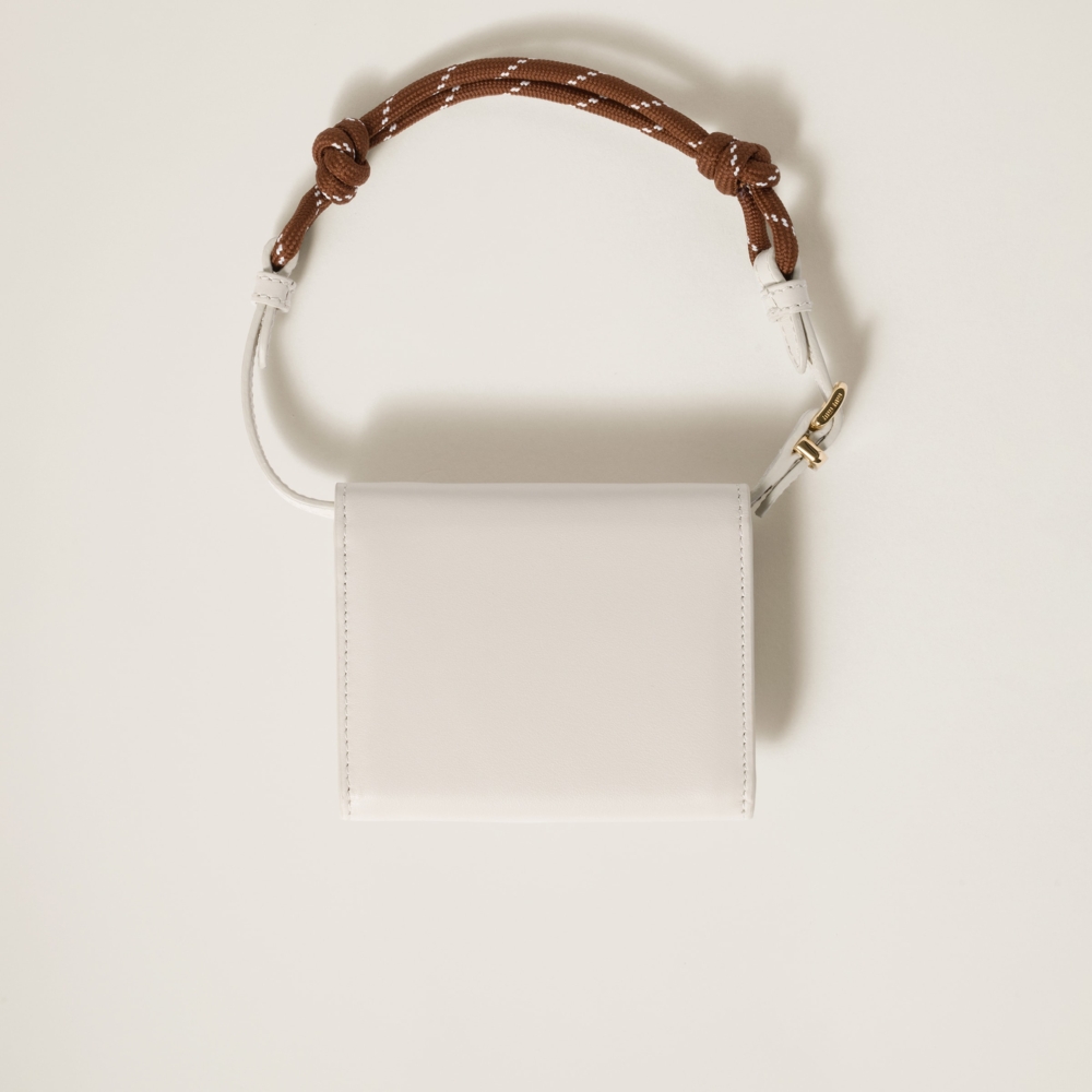 增添一抹俏皮簡單感。