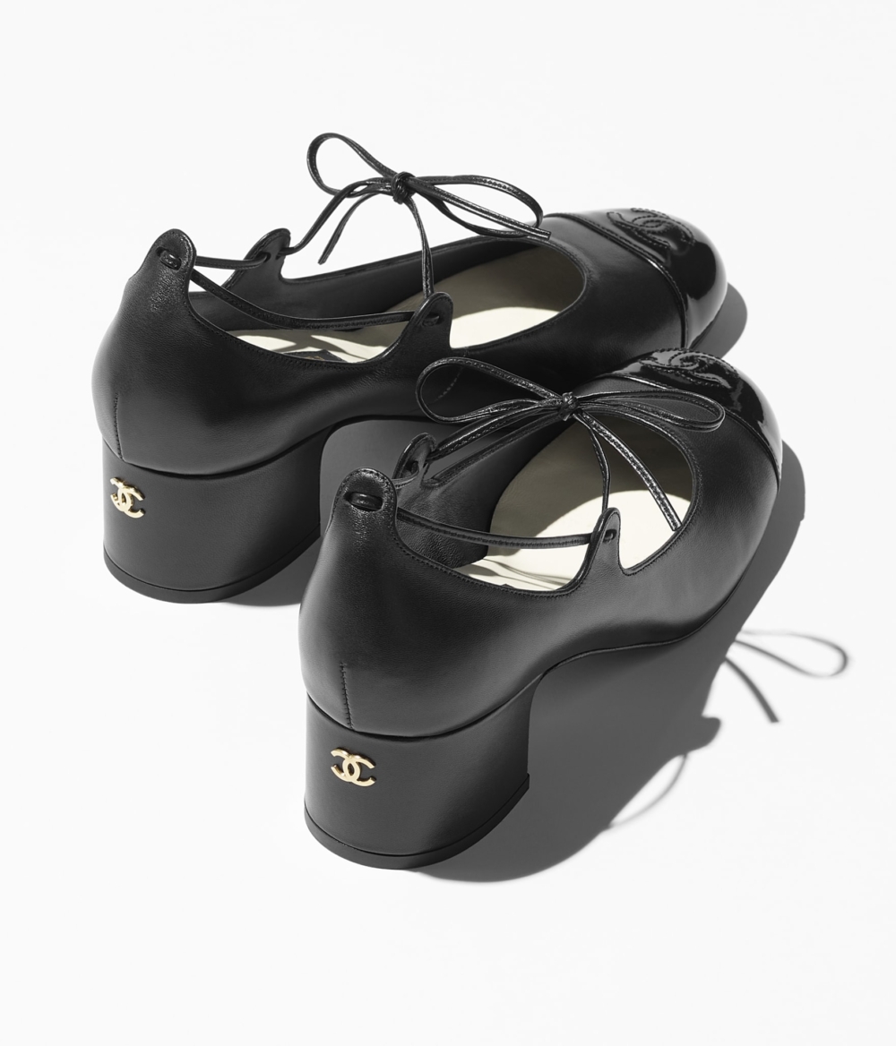 CHANEL Mary Jane