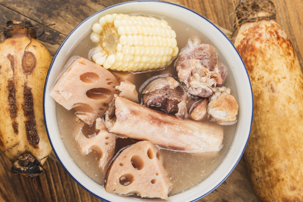 不管春夏秋冬,它都能輕鬆清熱解燥、溫潤養身,是一道養生與美味兼得的湯中瑰寶!