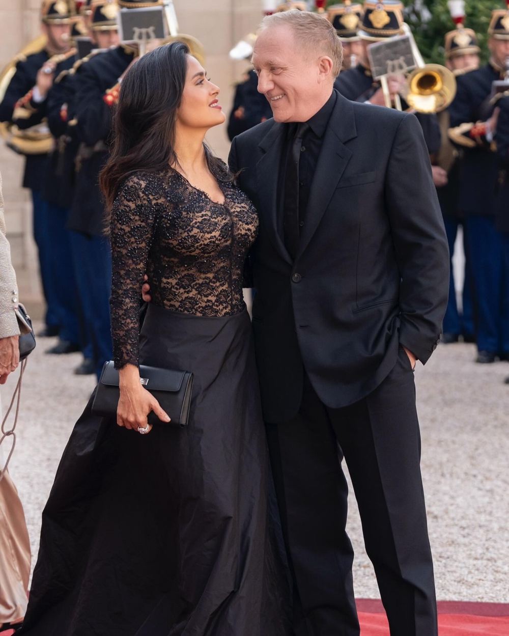 François-Henri Pinault的第二任妻子莎瑪海耶克Salma Hayek,同時也是相當知名的墨西哥演員
