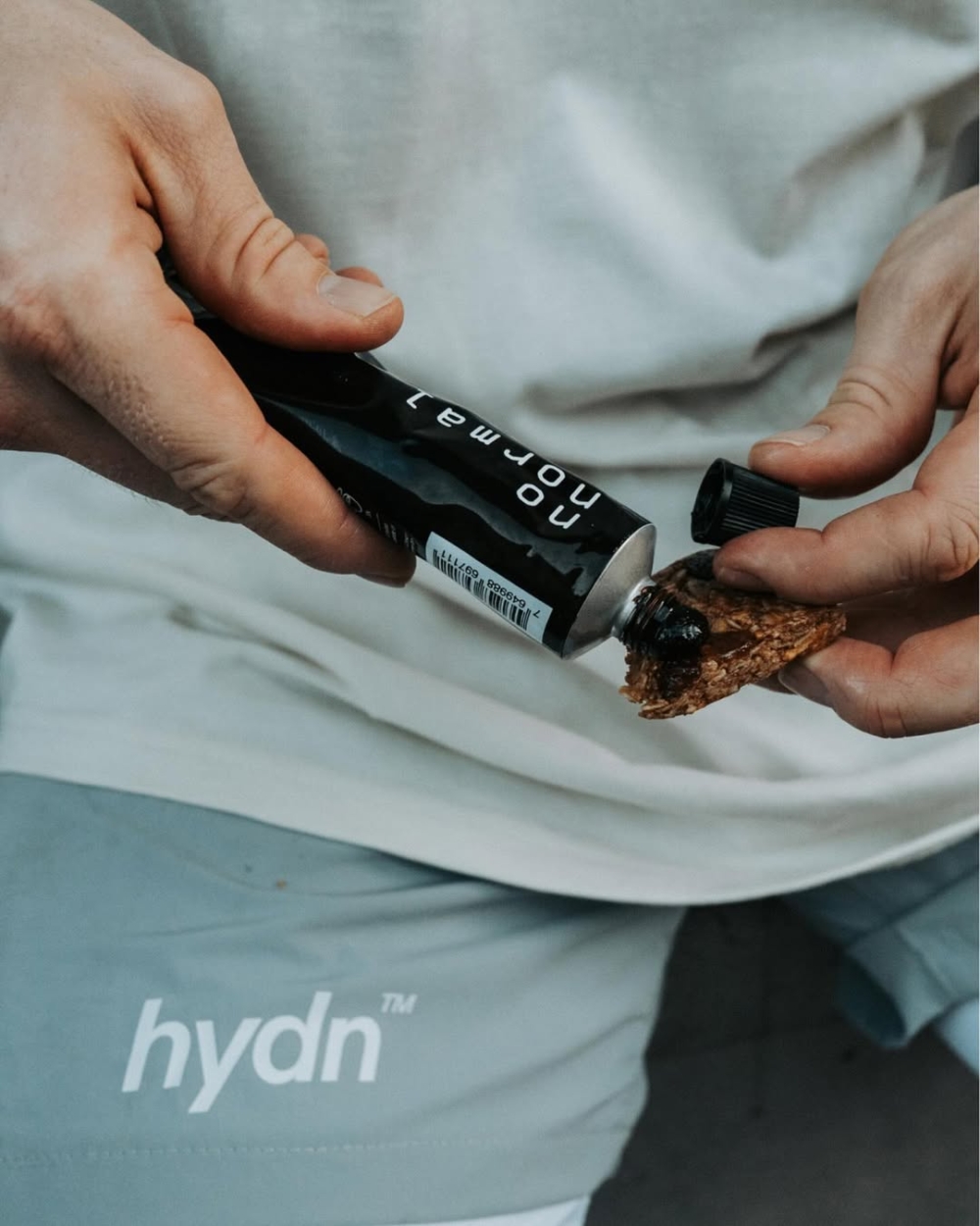 一條咖啡膏價錢為港幣$130。