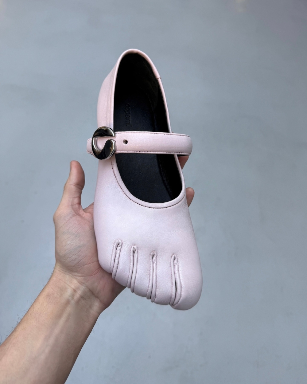Coperni五指Five-Toe Ballerina Belt Flat