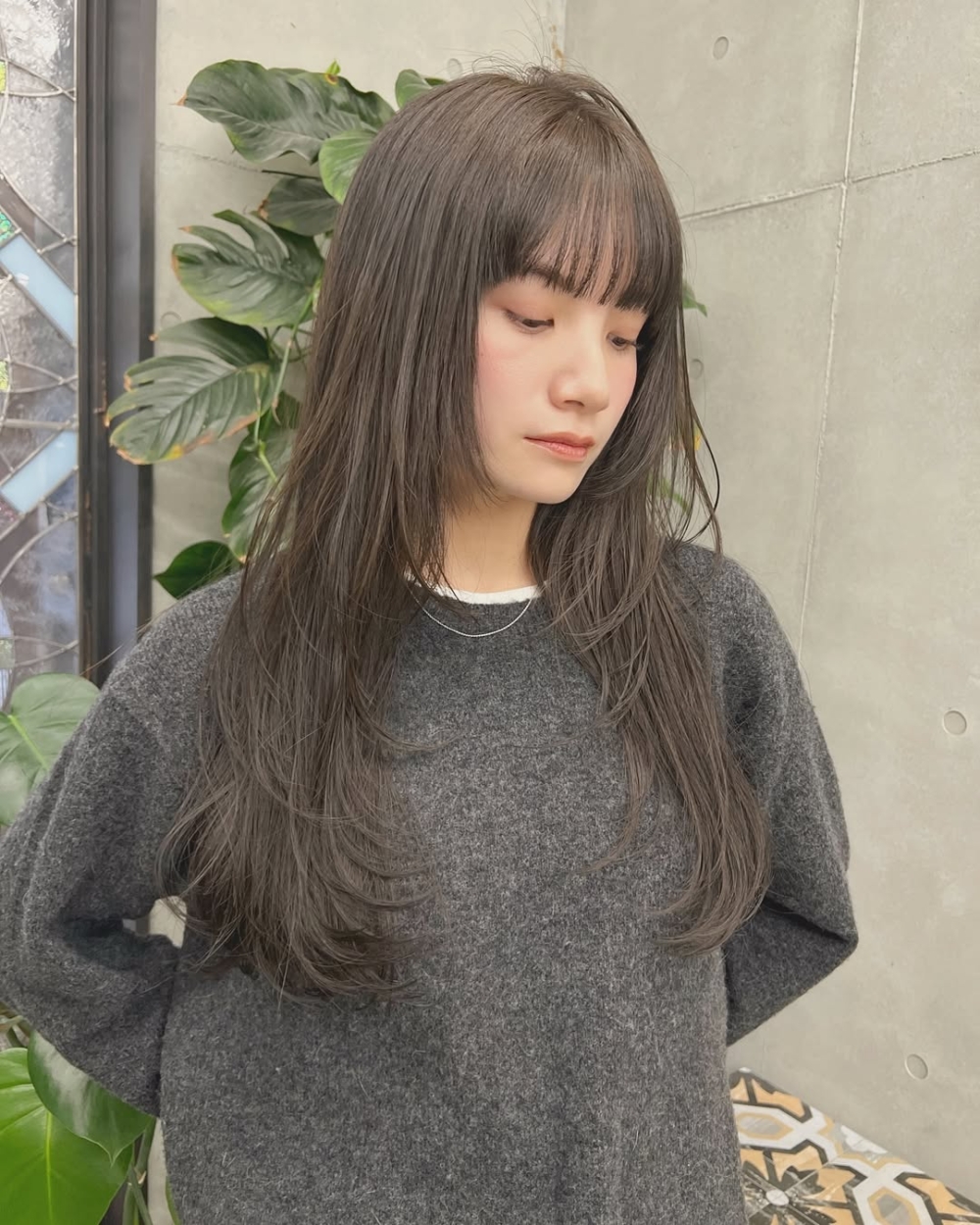 這款髮型能讓頭髮更有空氣感,不會顯得過於沉重