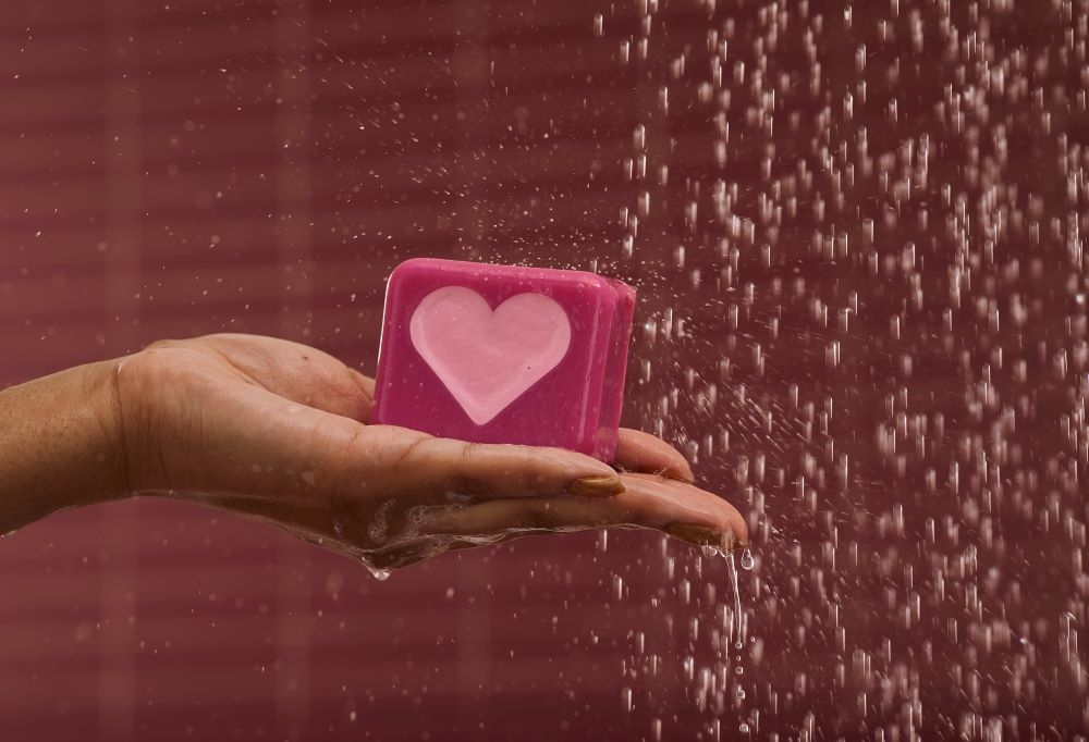 草莓佳人香氛皂 Strawberry Heart Soap HK$85/100g