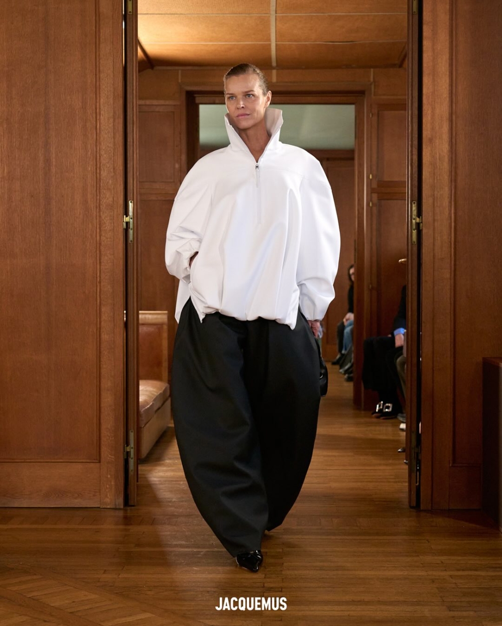 Jacquemus 2025春季大秀《La Croisière》