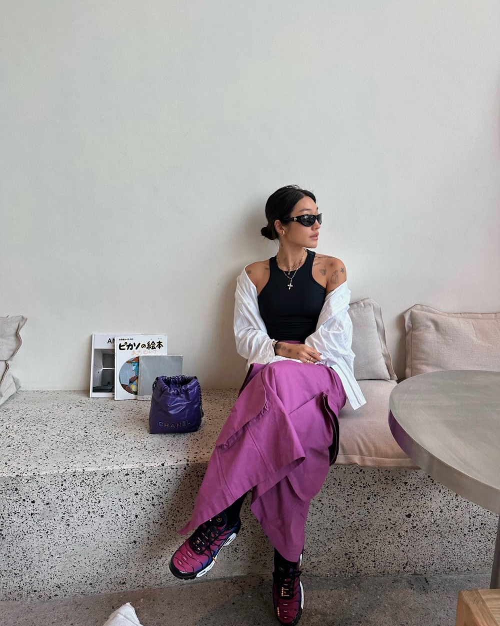 無論是繡珠大牛仔款，還是mini款的飽和紫色，都是Peggy的心頭好