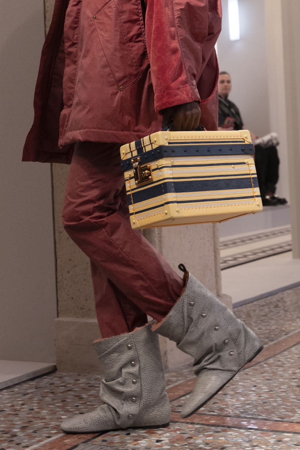 繽紛條紋增添活潑氣息