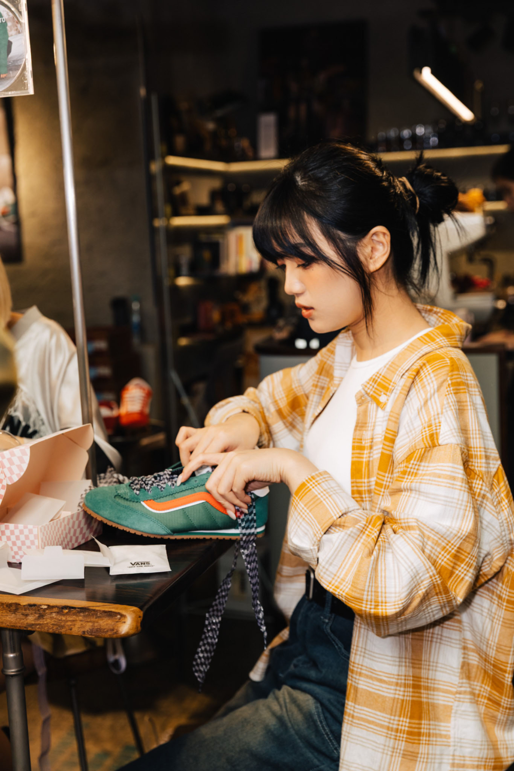 格紋襯衫作為層次點綴也很適合