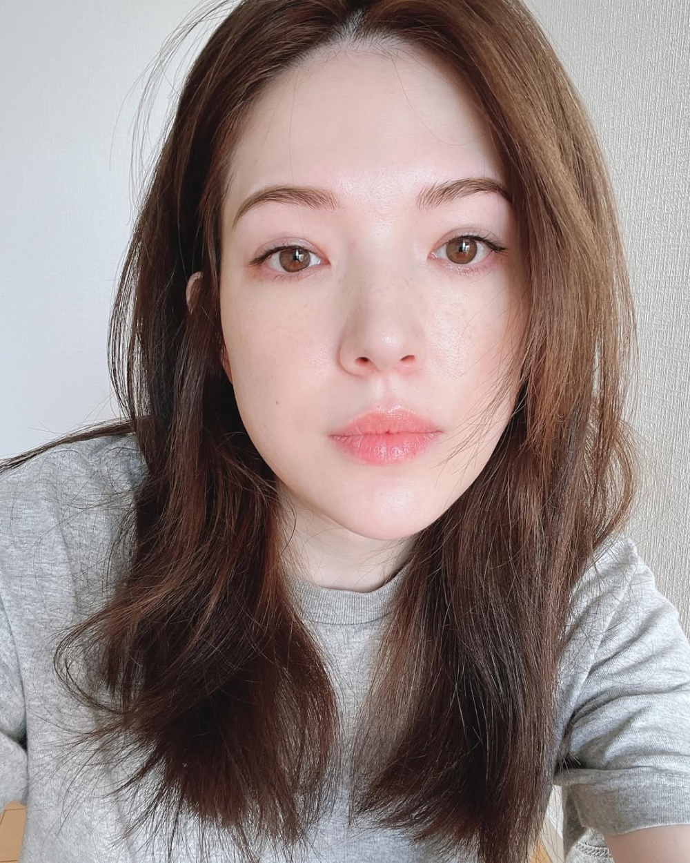 不論是熟齡肌或年輕肌，想擁有水潤亮麗的皮膚，除了日常清潔和保養，定期去角質也是超關鍵的一步！