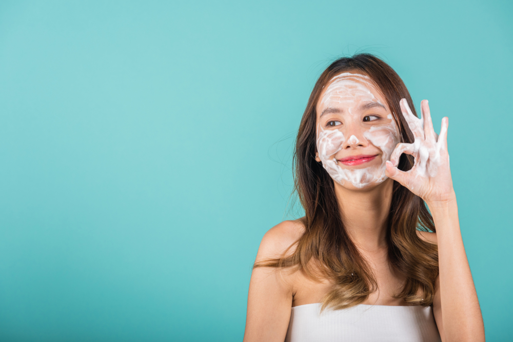 除了不同膚質適合不同類型的洗面奶，市面上更推出多款不同類型的洗面奶，各有特色！