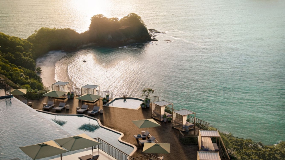 哥斯達黎加麗思卡爾頓隱世精品酒店戶外泳池