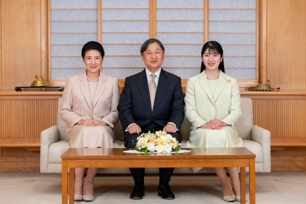 今上天皇德仁、 雅子皇后與愛子內親王