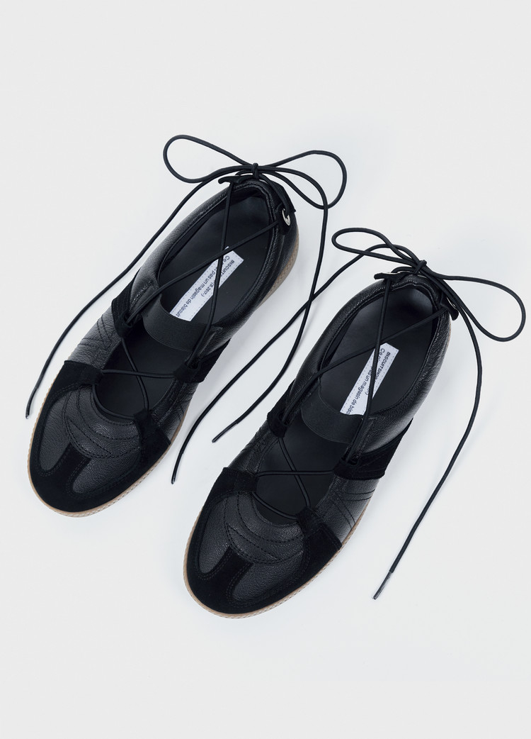Classic German Army Ballet Shoes為這股風潮帶來全新視角