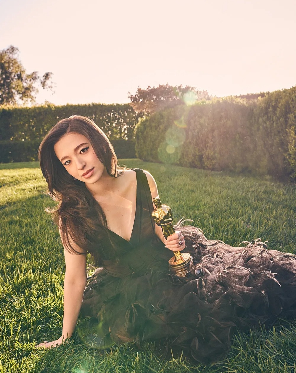 Mikey不僅在銀幕上光芒四射,她的時尚品味也逐漸成為焦點