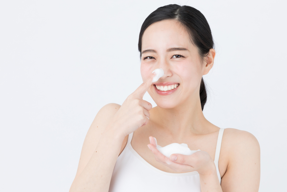 市面上的洗面產品種類不少,例如洗面奶、洗面乳、洗面啫喱等,用起來的感覺和效果各不同!