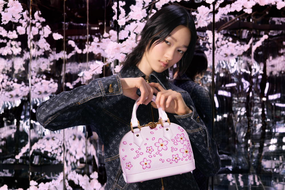 Louis Vuitton × Murakami藝術聯名以日本櫻花為主題