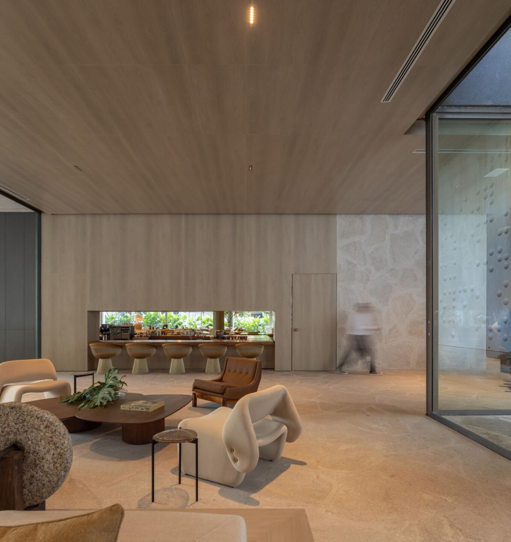 將國際化精緻與熱情的巴西風格融入。