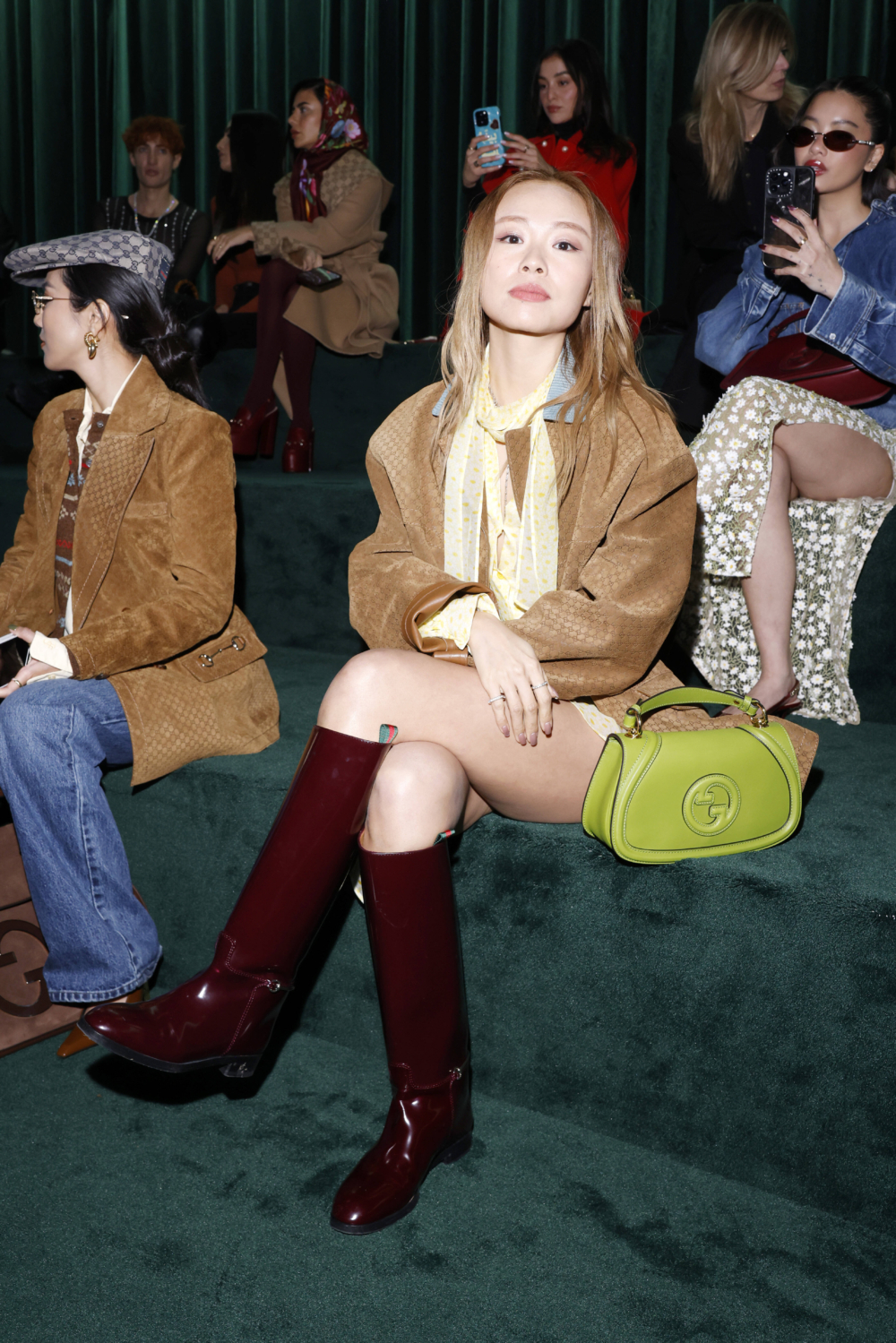 這種組合適合喜歡低調卻有質感穿搭的人，焦香與清新的對話讓人感到放鬆又時髦