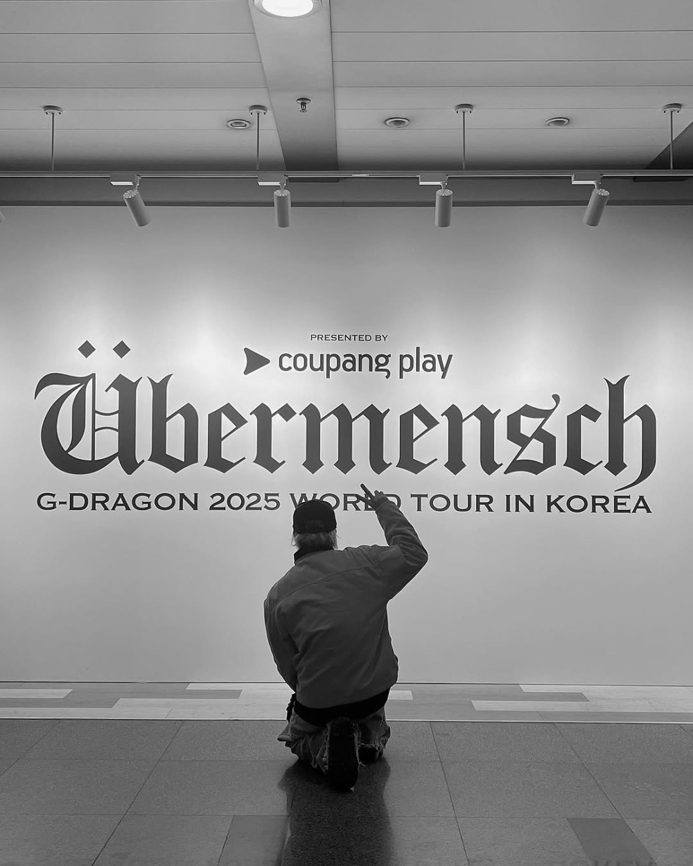 這一幕不僅是對粉絲的回饋,更讓人感受到BIGBANG團魂的永恆