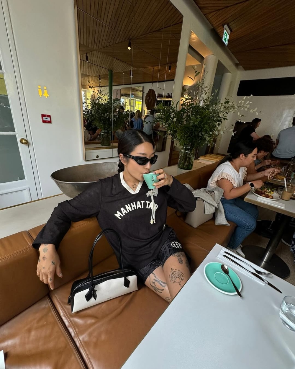 從長提把到短提把以及各種顏色拼接她都有