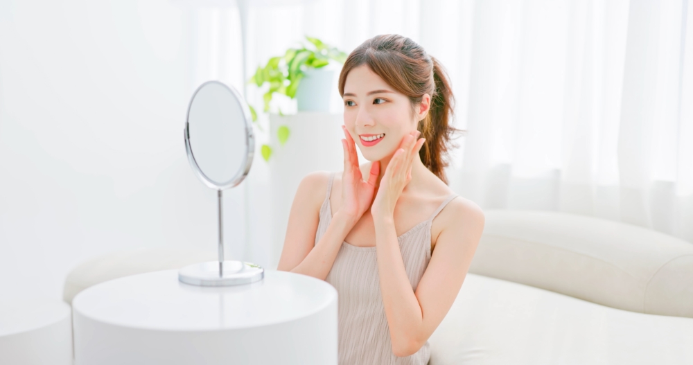 維他命C精華實用護膚貼士:保持清潔、適量使用、注意搭配、做好防曬和正確存放。