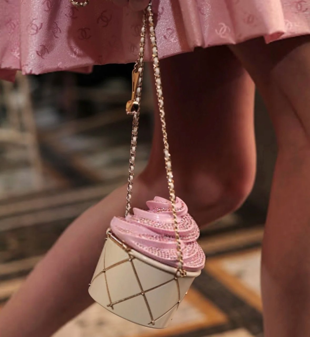 CHANEL 2025/26度假系列手袋