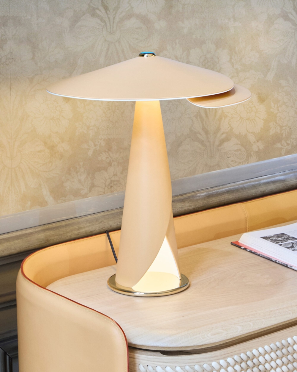 Louis Vuitton於米蘭的Palazzo Serbelloni(塞爾貝洛尼宮)展出2025家居系列