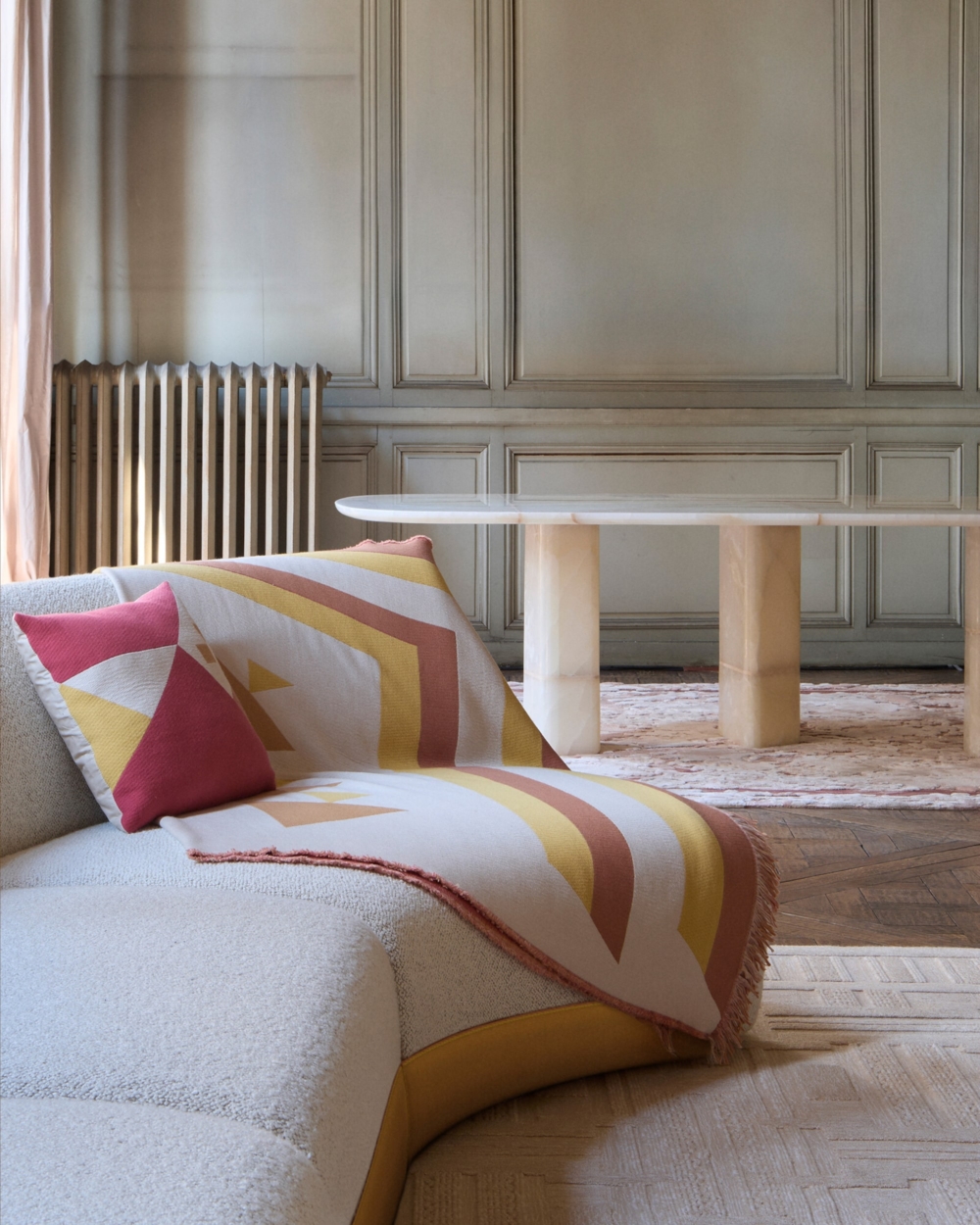 Louis Vuitton於米蘭的Palazzo Serbelloni(塞爾貝洛尼宮)展出2025家居系列