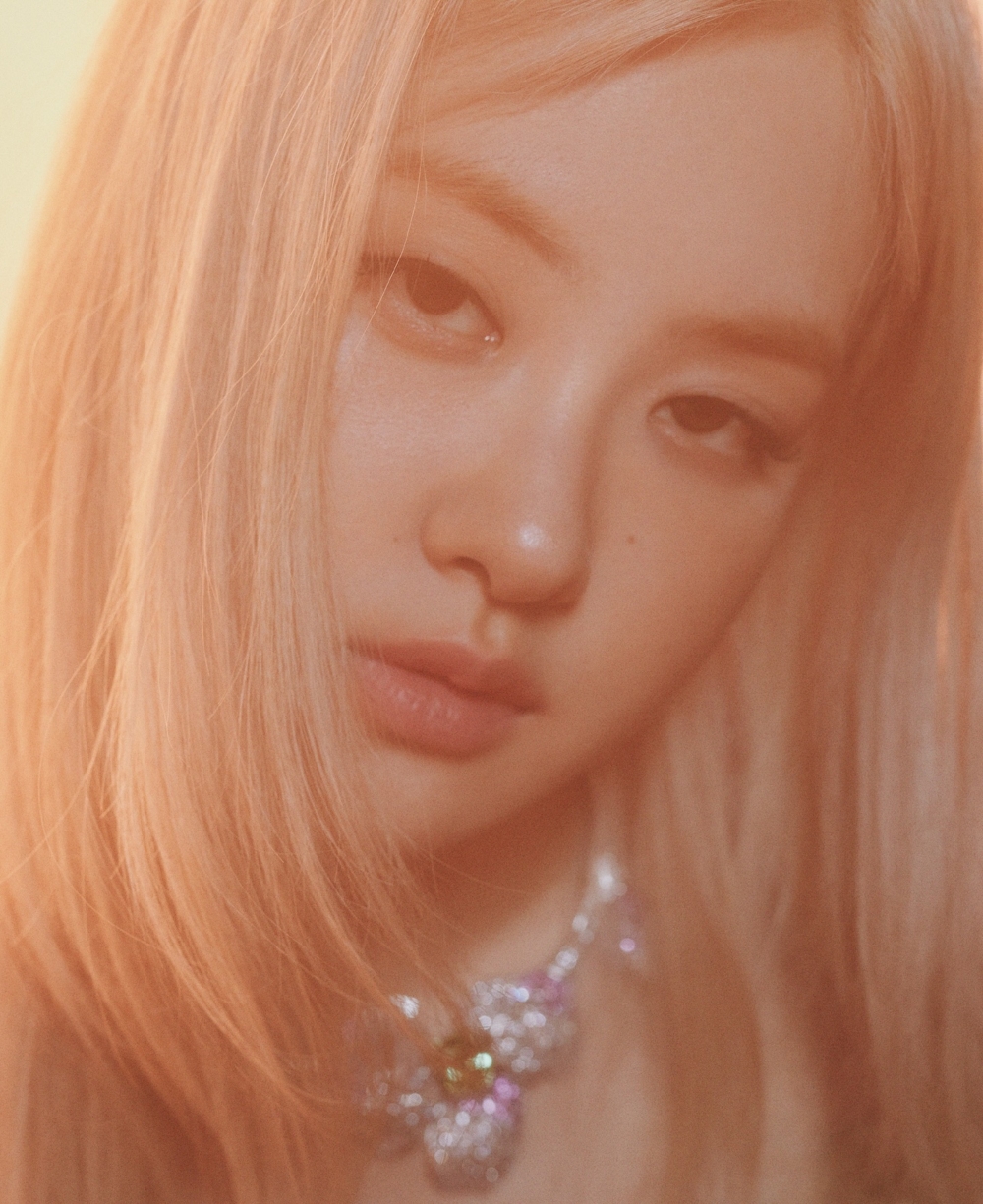 曾為BLACKPINK 的 Rosé拍攝