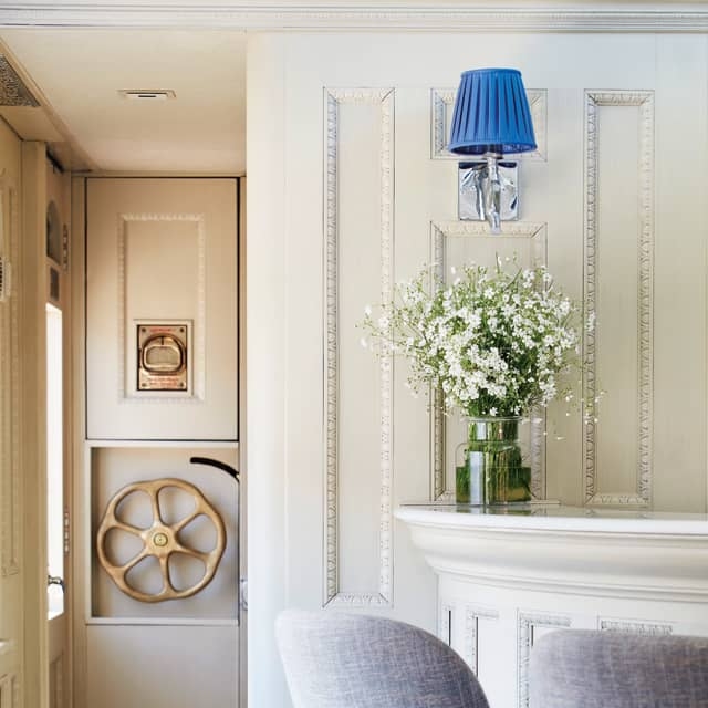 車廂內部裝潢融合了英式殖民時期的經典格調與秘魯傳統元素