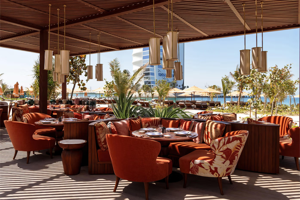 酒店匯聚了多達 11 間風格各異的餐廳和 4 間酒吧