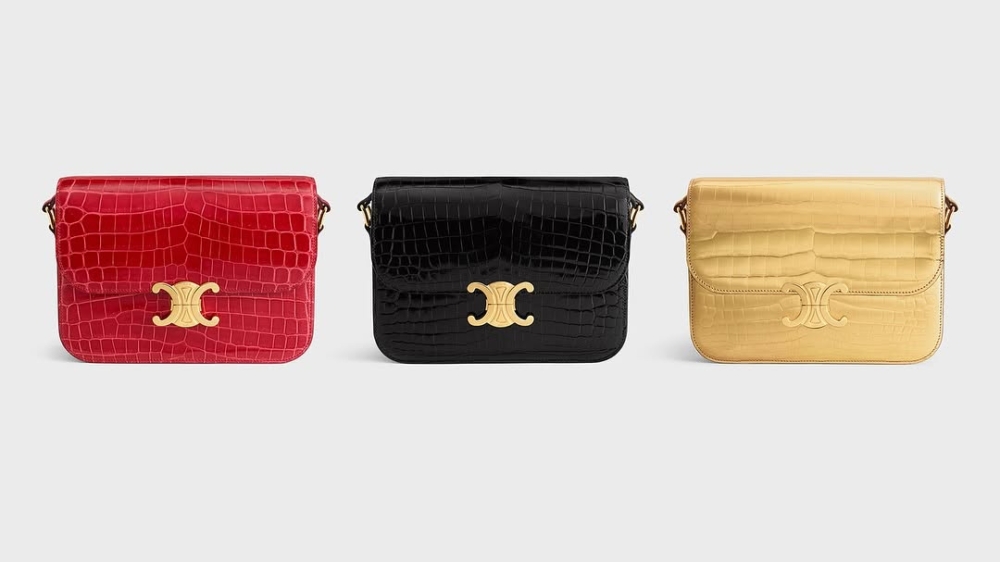 展出三款是專為大阪關西世博會打造的限量版Triomphe手袋