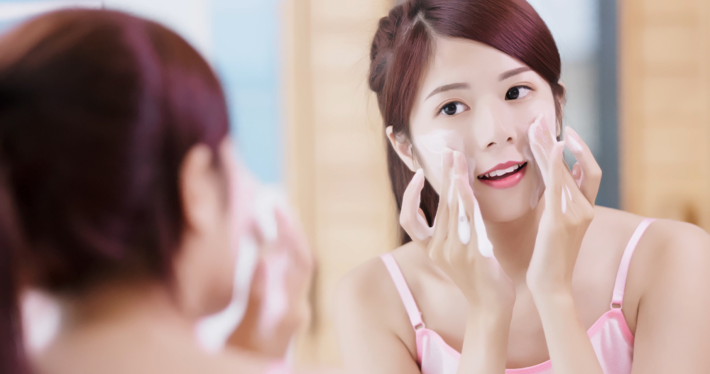 乳液不但可以讓肌膚保濕滋潤,更隱藏了很多讓人驚喜的護膚妙招!