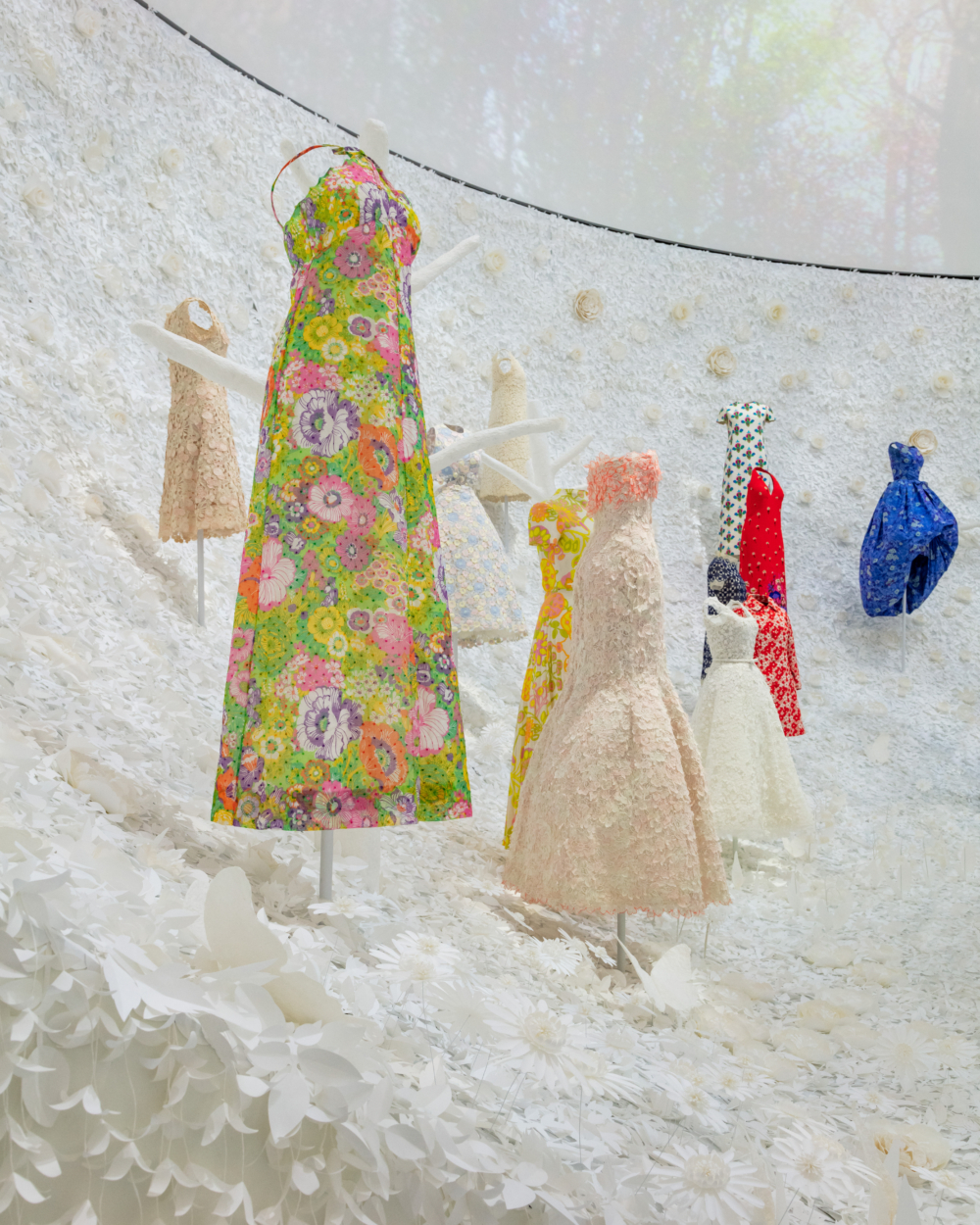 高級訂製服花園與韓紙藝術家Kim Hyun Joo 創作