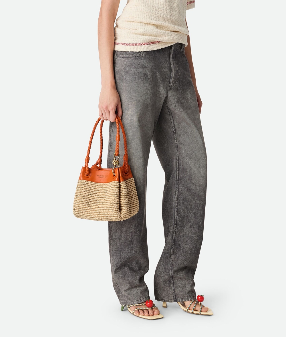 輕易駕馭於風格造型中。