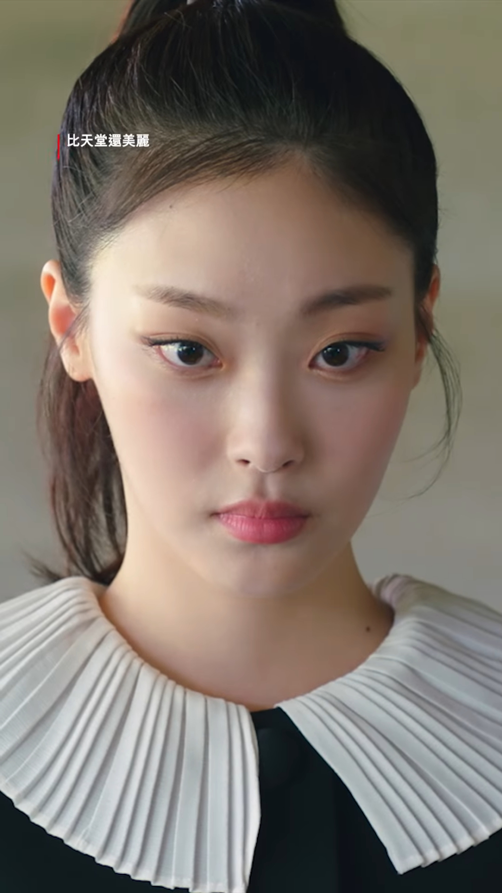 把貓咪特有的慵懶高傲演得活靈活現