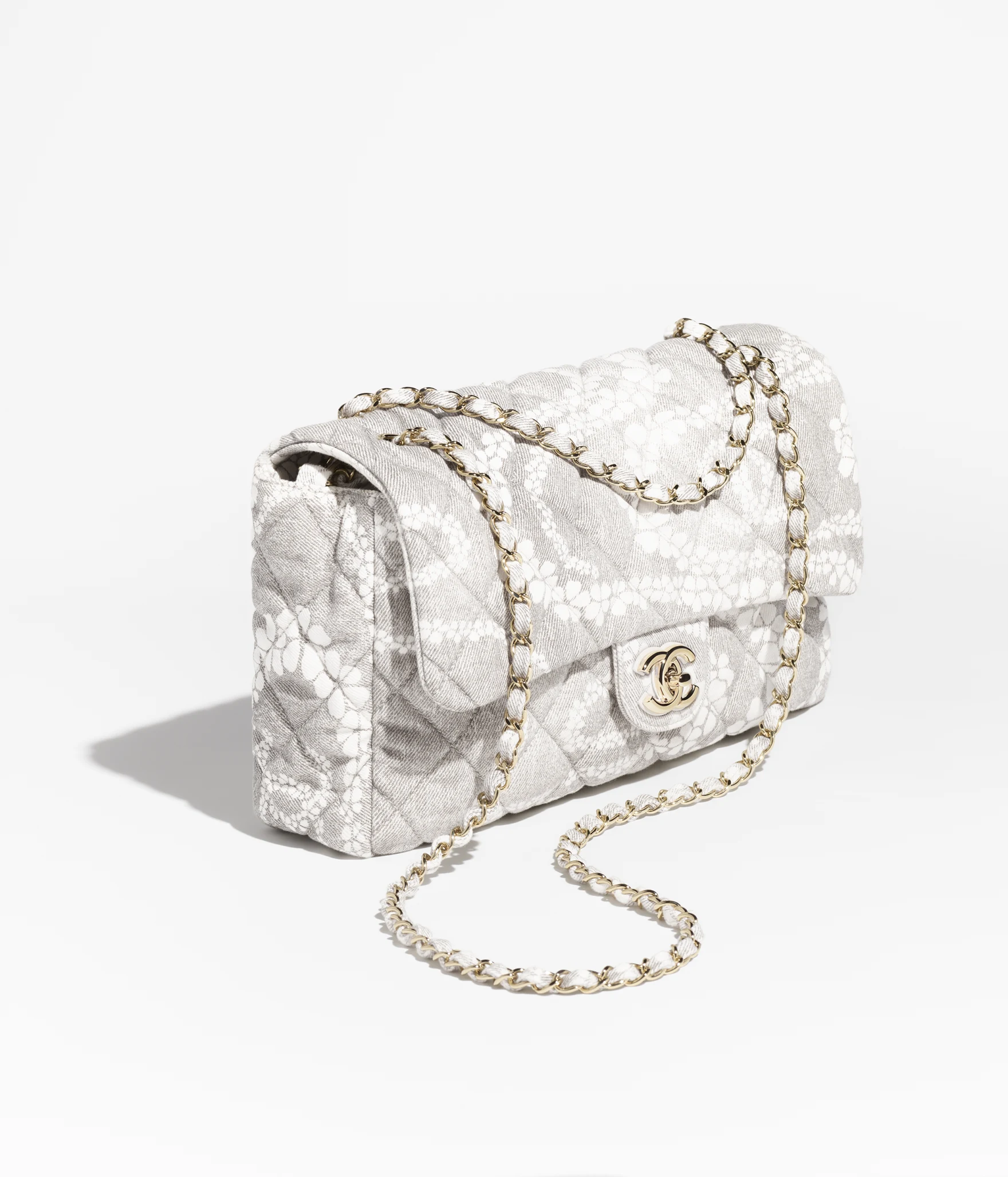 CHANEL Coco Beach 2025手袋：Maxi Flap Bag