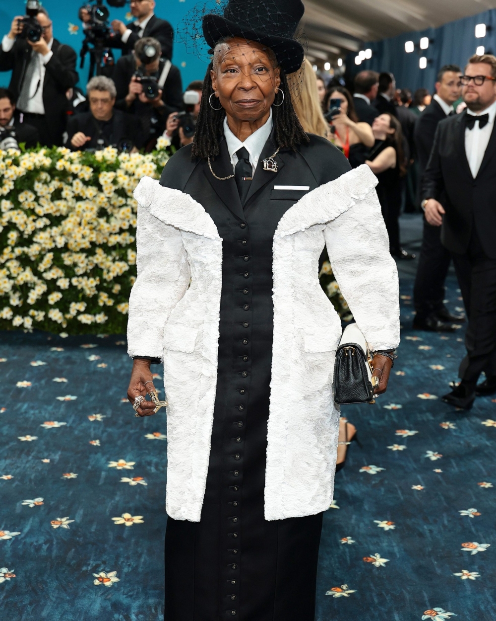 Whoopi Goldberg穿上Thom Browne訂製禮服