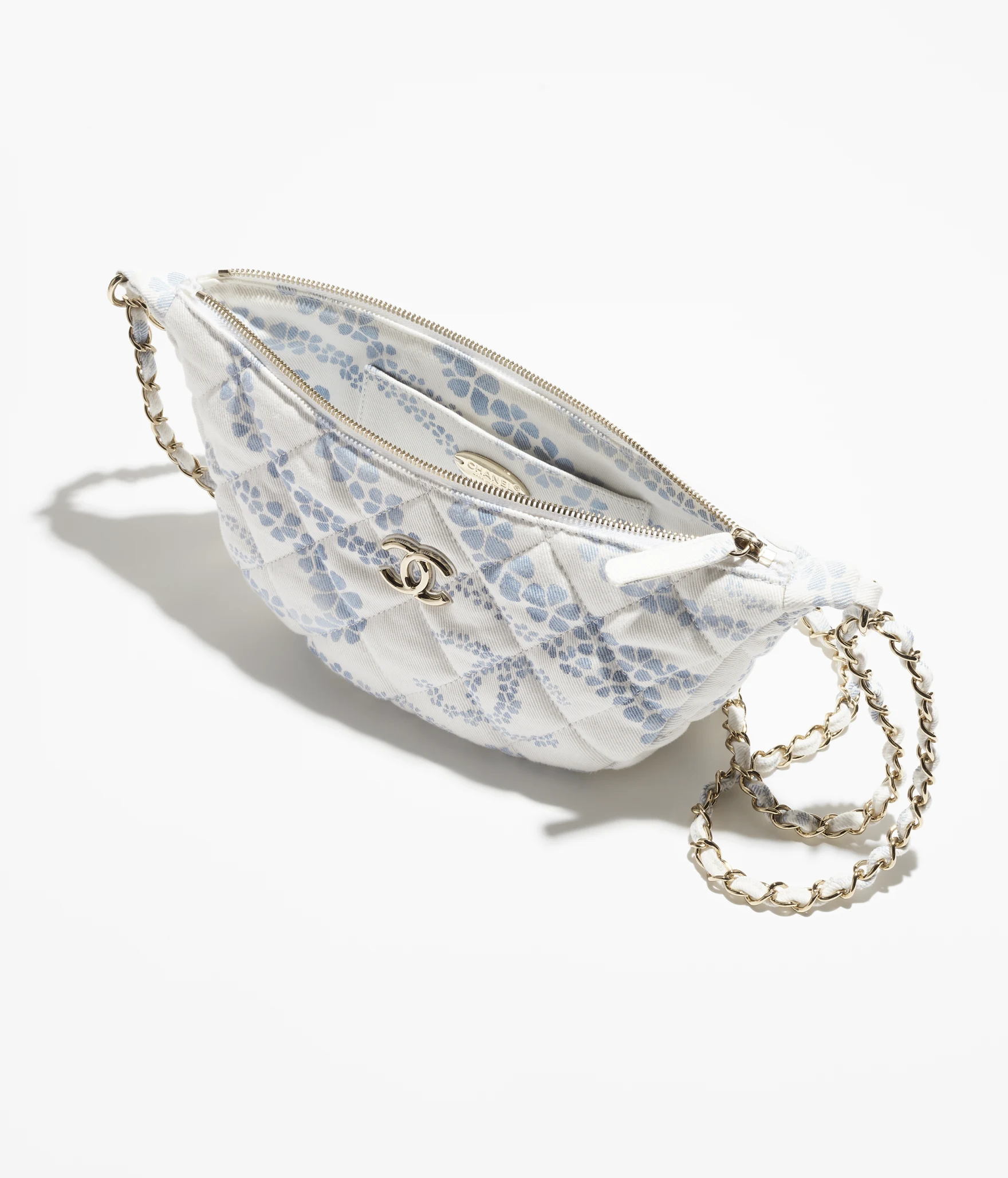 CHANEL Coco Beach 2025手袋：Large Hobo Bag