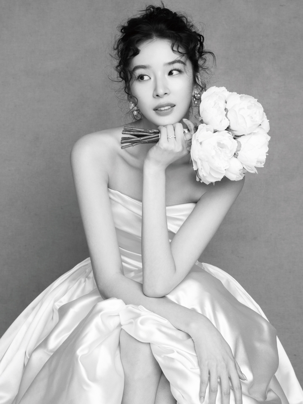 Irene 曾透過社群分享籌備婚禮及婚紗照拍攝花絮