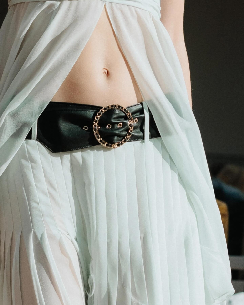 Nevold 的誕生，旨在將那些曾被視為「終點」的布料邊角料，轉化為豐饒且具備無限潛力的新生材料