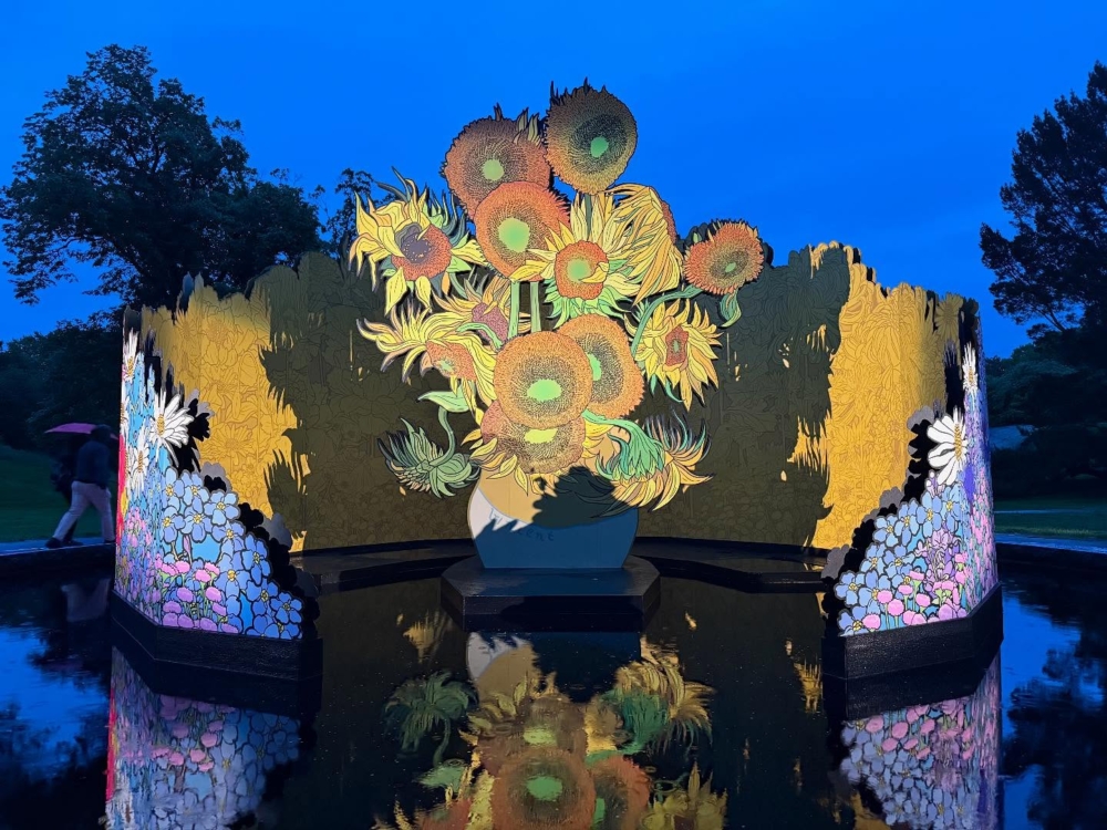 猶如漫遊於梵高的畫境