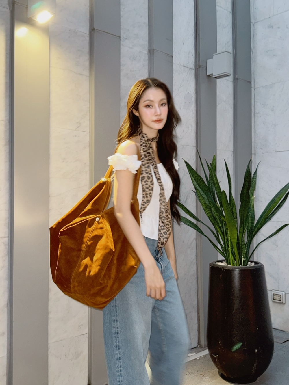 Namtan 的演藝生涯早在大學時期，她就開始嶄露頭角